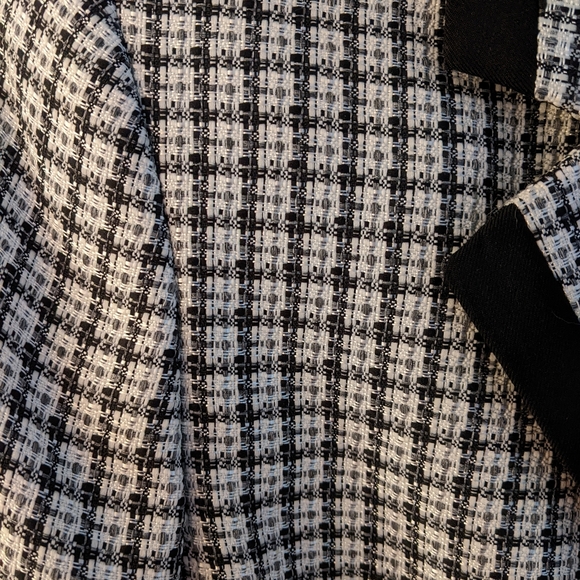 Black & White Tweed Kasper Blazer Size 4 - Picture 3 of 4